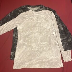 Old Navy Brand NEW Active long sleeve Sz XL